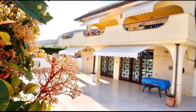 B&B Santa Lucia Manfredónia Exterior foto